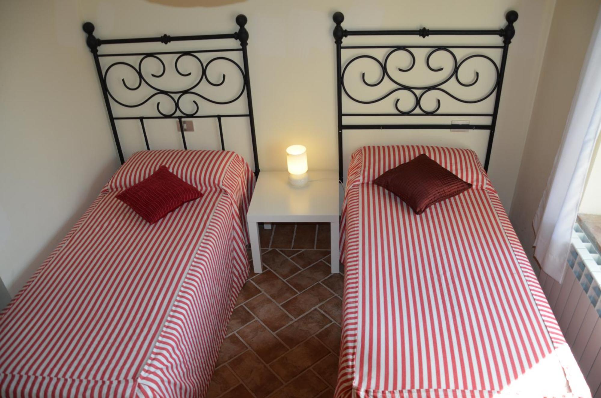 Agriturismo Sant'Alfredo Monteroni dʼArbia Rom bilde