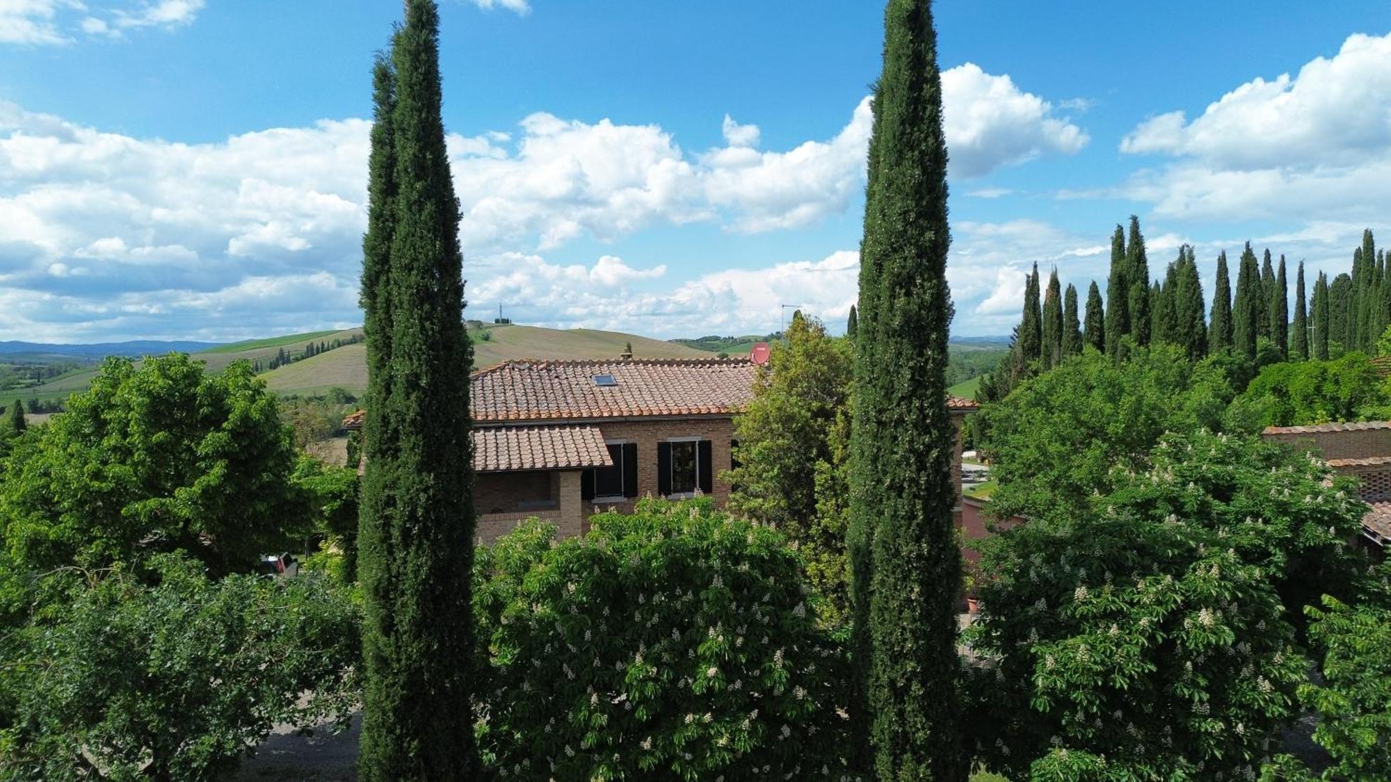 Agriturismo Sant'Alfredo Monteroni dʼArbia Eksteriør bilde