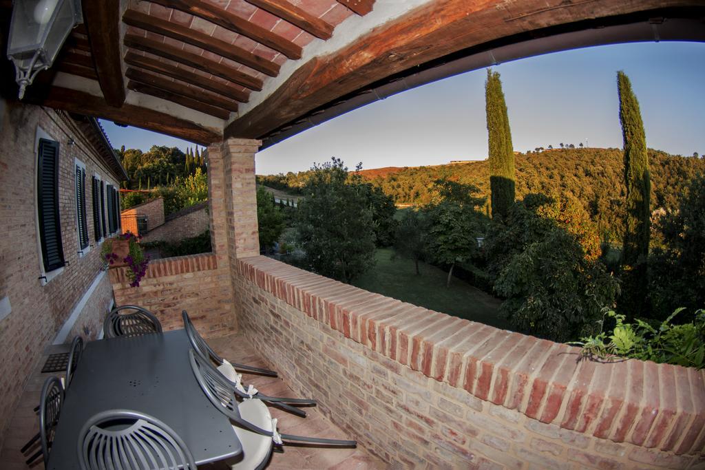 Agriturismo Sant'Alfredo Monteroni dʼArbia Eksteriør bilde