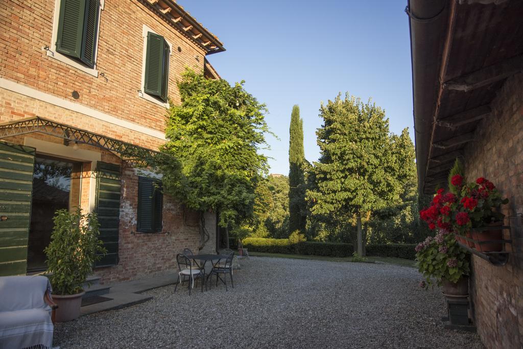 Agriturismo Sant'Alfredo Monteroni dʼArbia Eksteriør bilde