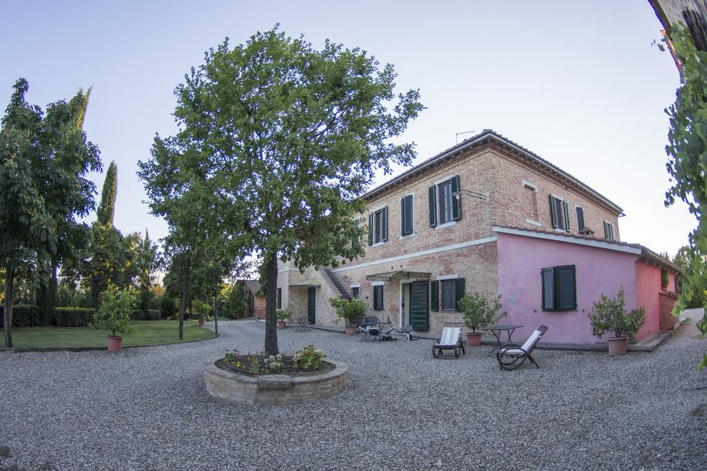 Agriturismo Sant'Alfredo Monteroni dʼArbia Eksteriør bilde