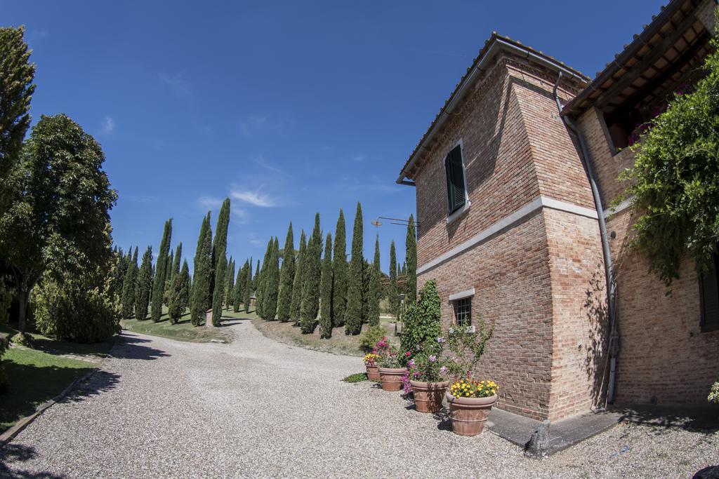 Agriturismo Sant'Alfredo Monteroni dʼArbia Eksteriør bilde