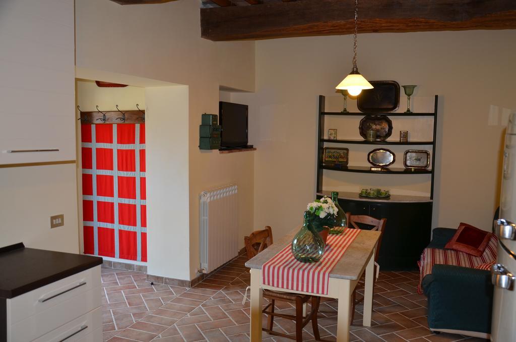 Agriturismo Sant'Alfredo Monteroni dʼArbia Eksteriør bilde