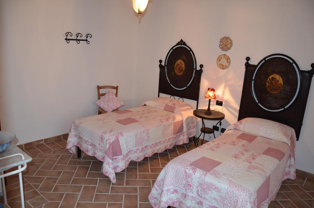 Agriturismo Sant'Alfredo Monteroni dʼArbia Eksteriør bilde