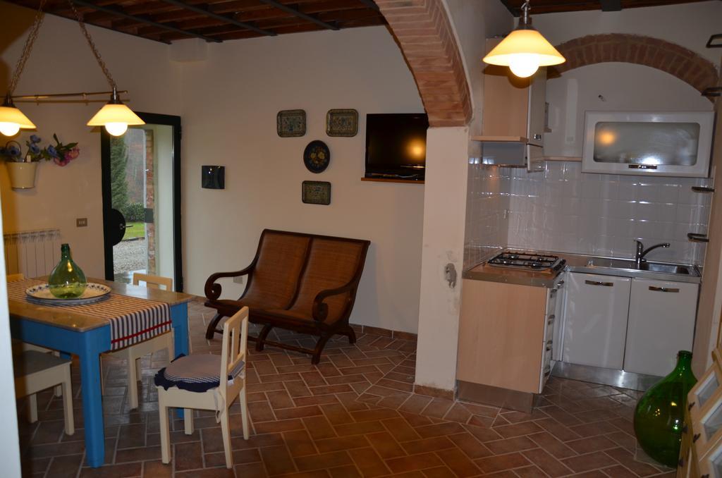 Agriturismo Sant'Alfredo Monteroni dʼArbia Eksteriør bilde