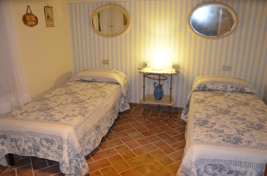 Agriturismo Sant'Alfredo Monteroni dʼArbia Eksteriør bilde
